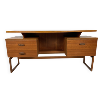 Vintage desk from G-Plan  by Victor Wilkins from the 1960s.