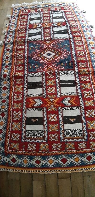 Moroccan carpet 2 m x 1 m