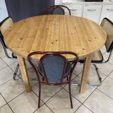 Round table 117cm extendable with a solid pine extension, vintage from the 1970s.
