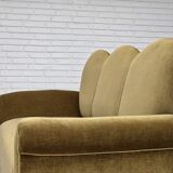 Canapé/lit de repos 2 places des années 1950, velours vert clair, pieds en frêne.