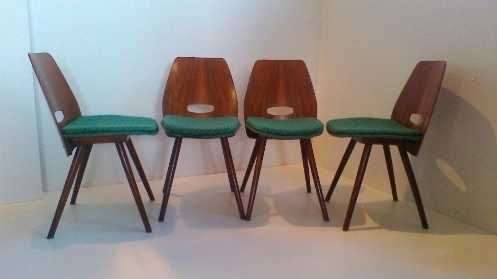 Chairs Dining table Deco beech of Tatra Pravenec,.