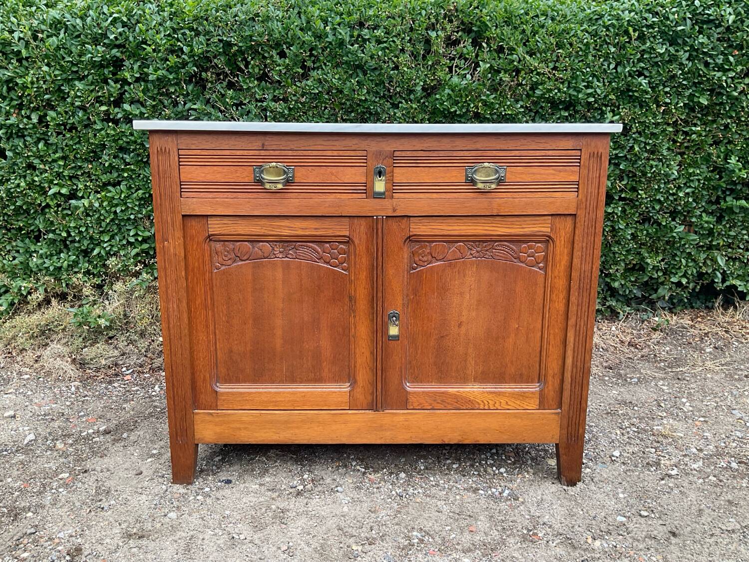 Ancien Buffet parisien en chêne et marbre
