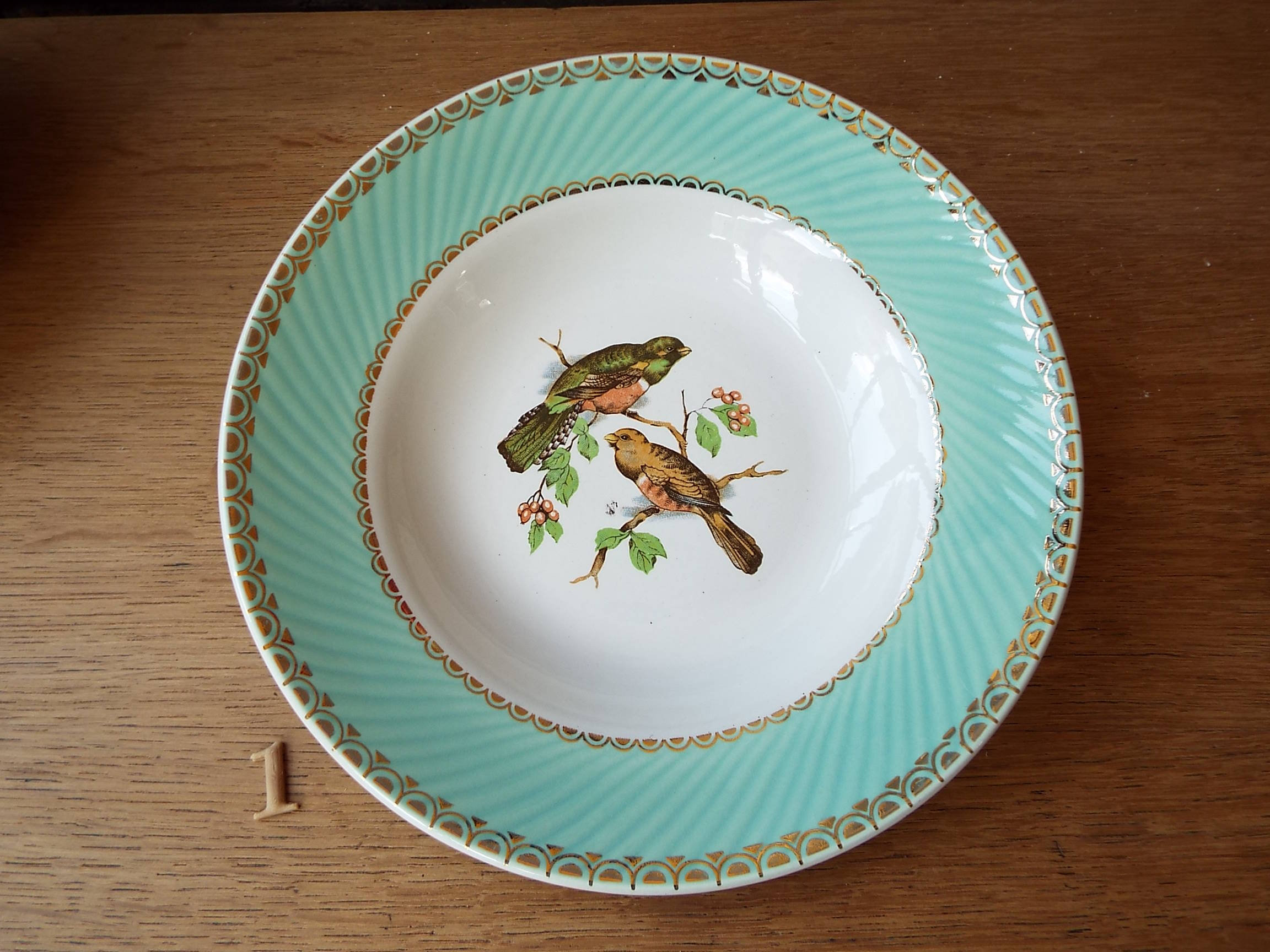 Set of 8 soup plates