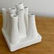 Vase pique flower with matte whitened pipe