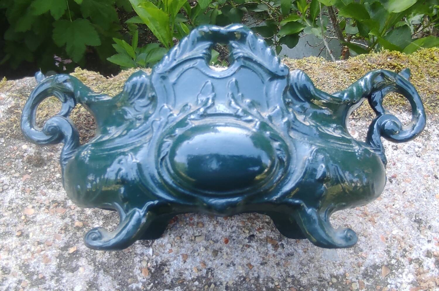 Jardinière en fonte