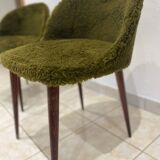 Vintage chairs - Retro chic design - Moss green fur