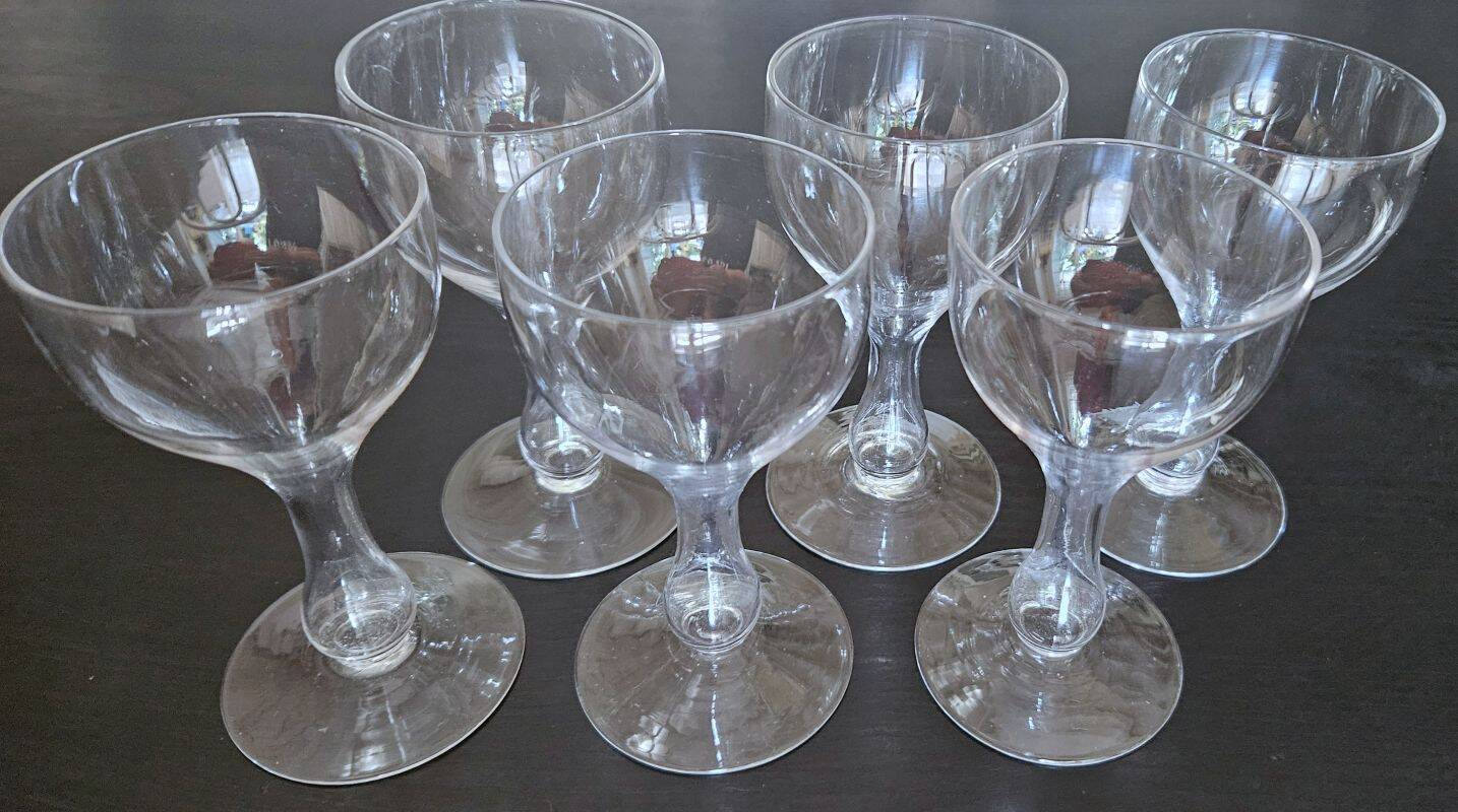 Set of 6 Champagne Coupes with Hollow Base