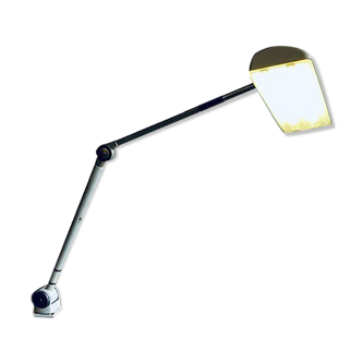 Articulated lamp