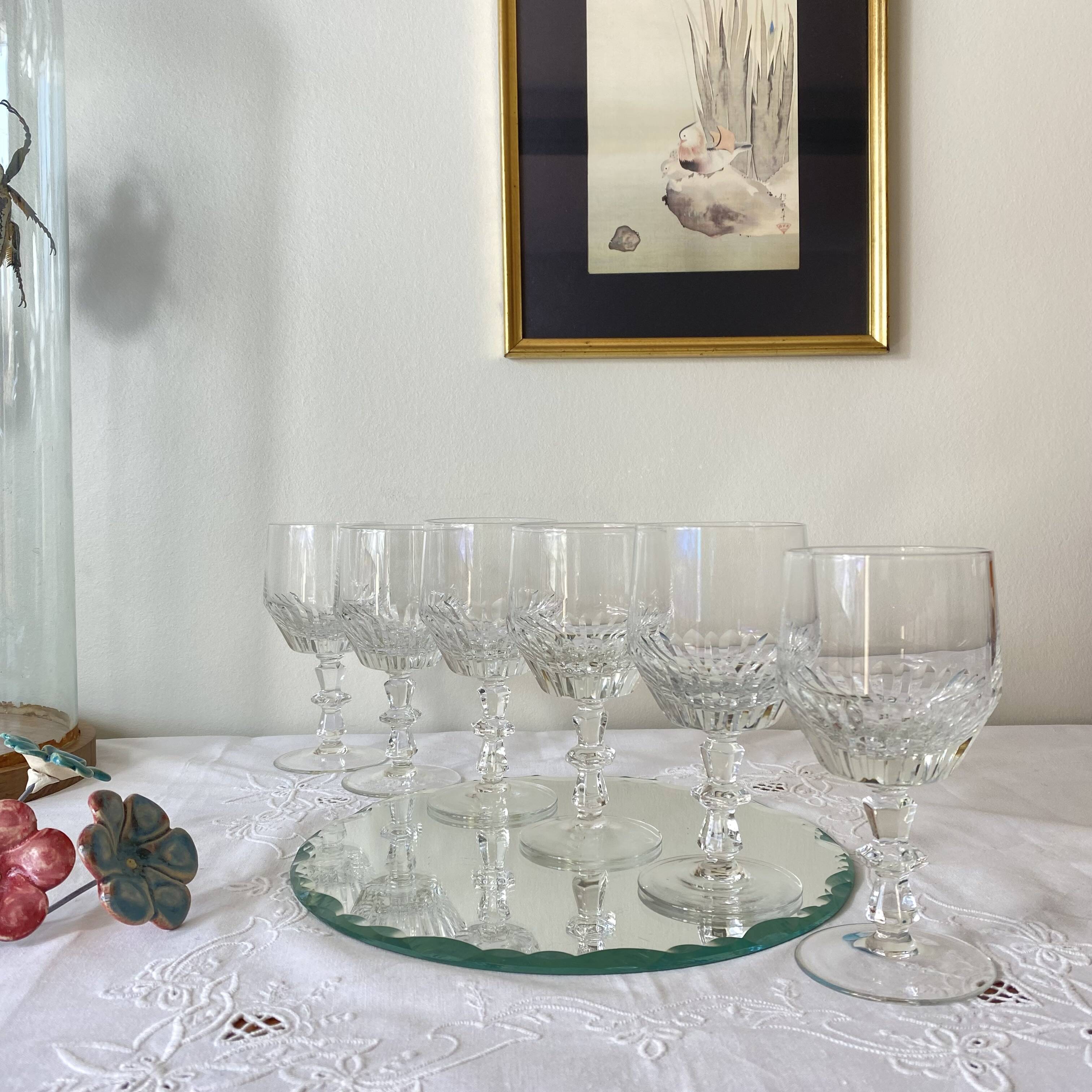 6 verres à pied anciens ciselés verre à vin ou à eau