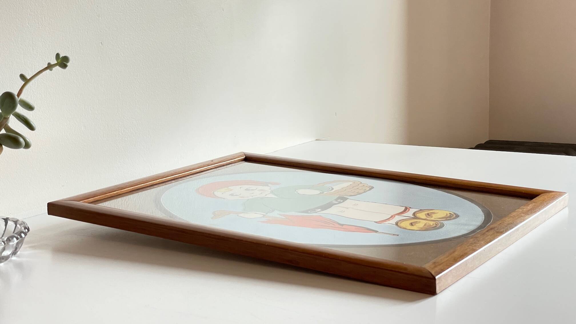 Screen printing on paper medallion