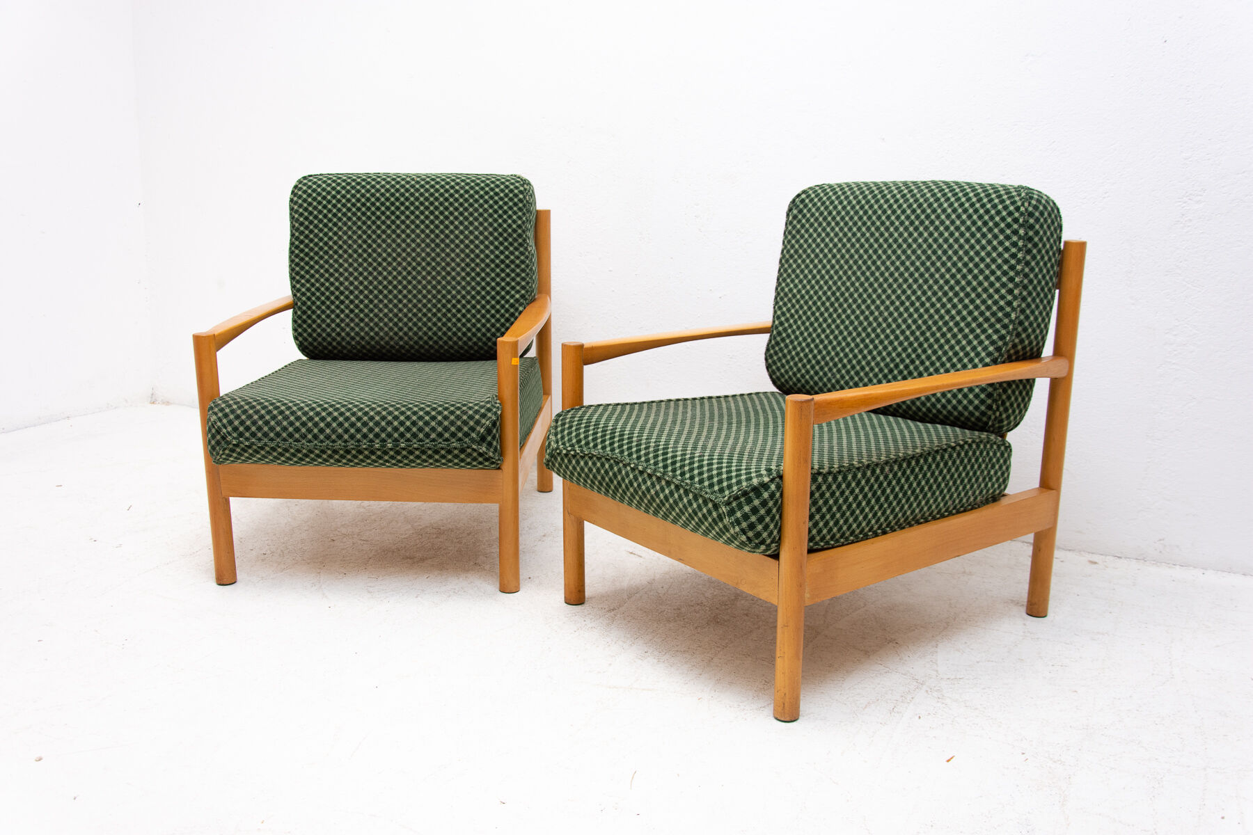 A pair of mid century Scandinavian style armchairs, 1970´s