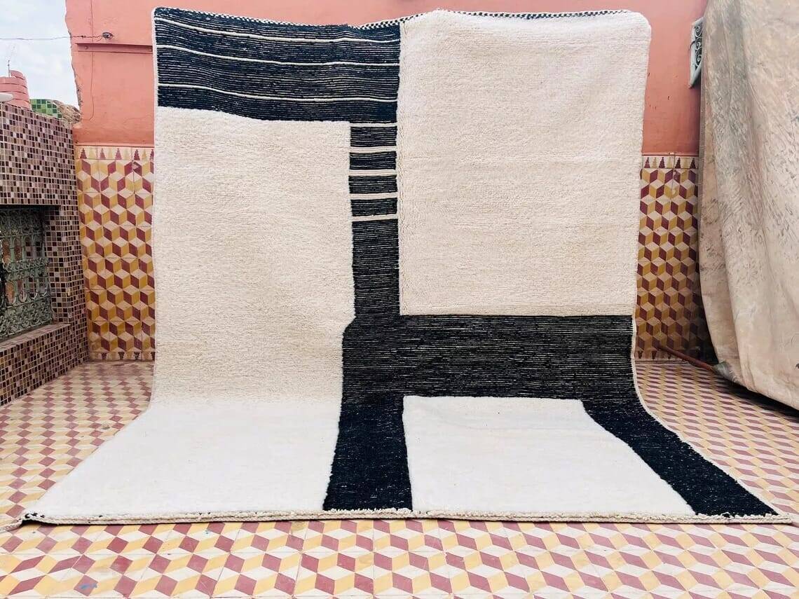 Berber rug in natural wool