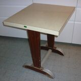 Bistro table in wood and yellow formica from the 30s/40s