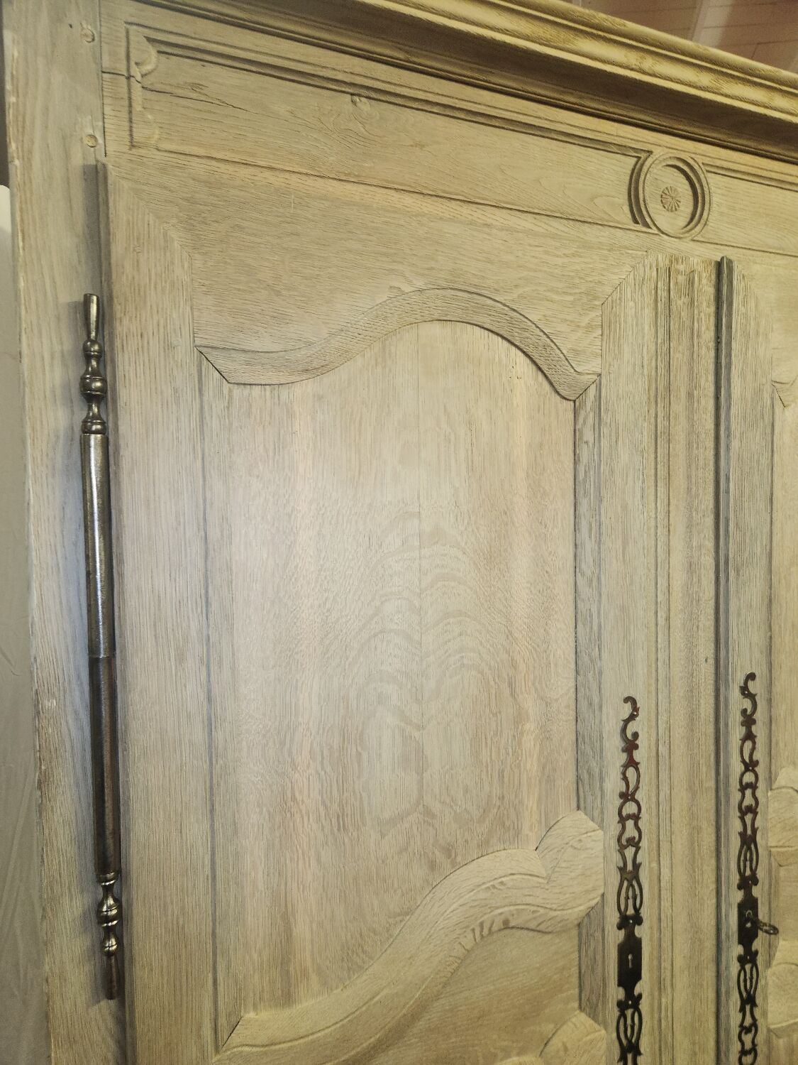 Lorraine cabinet 19th sanded and patinated