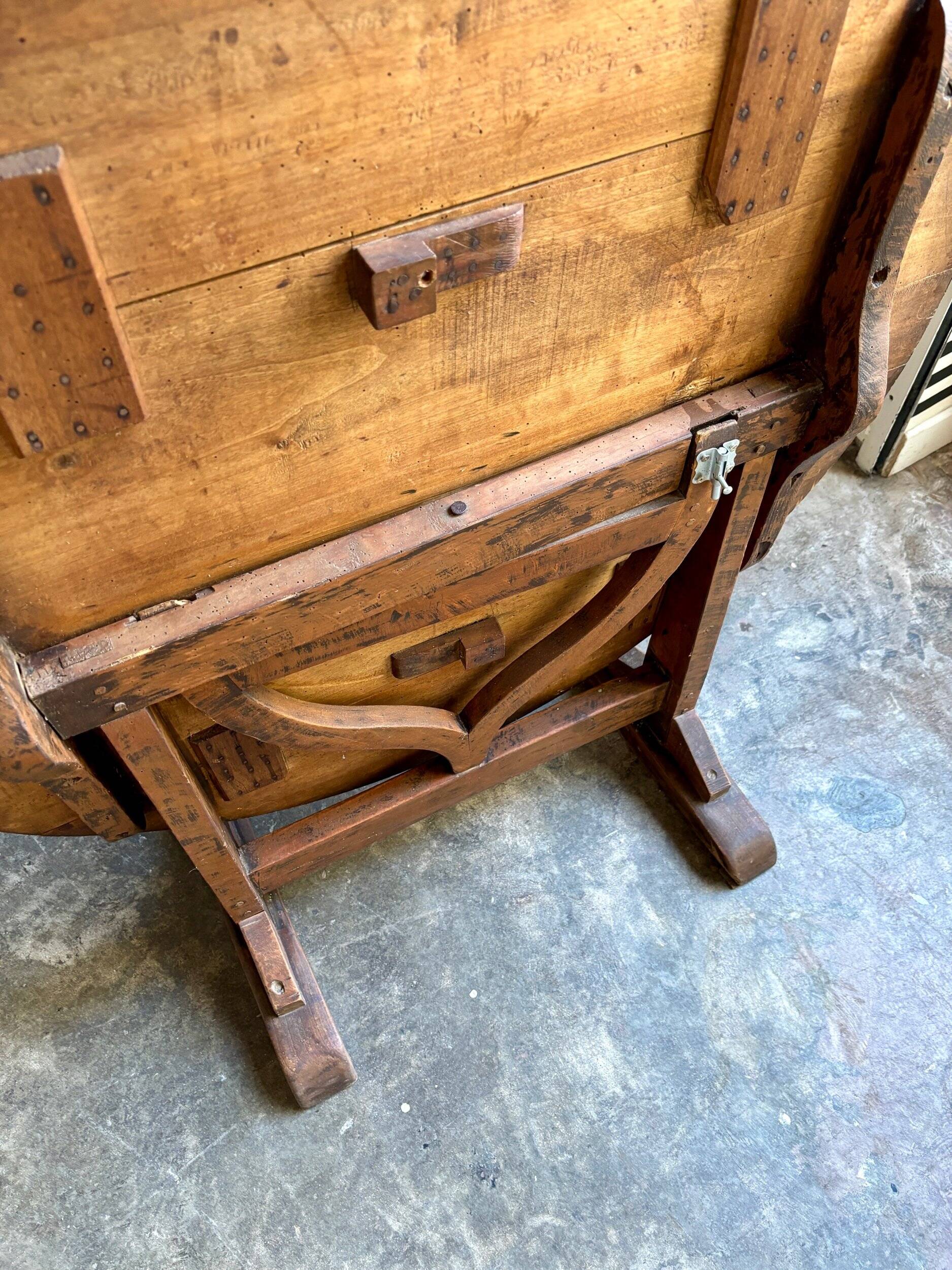 Winemaker's table in wood