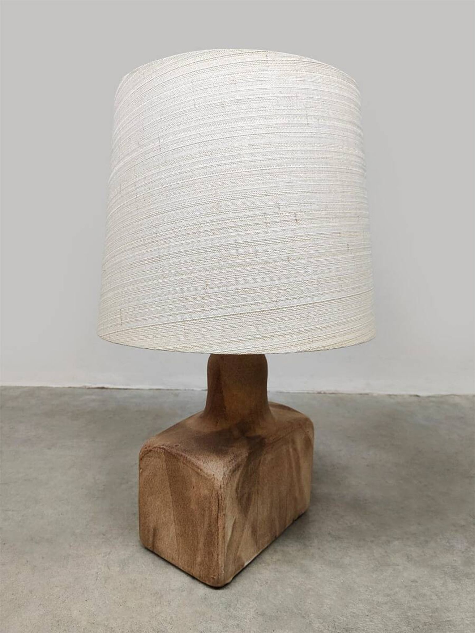 Vintage ceramic table lamp earth tones