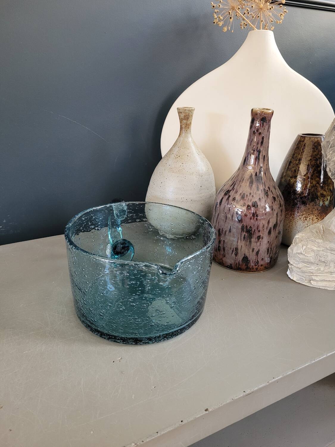 Large 2L pitcher in blue bubble glass