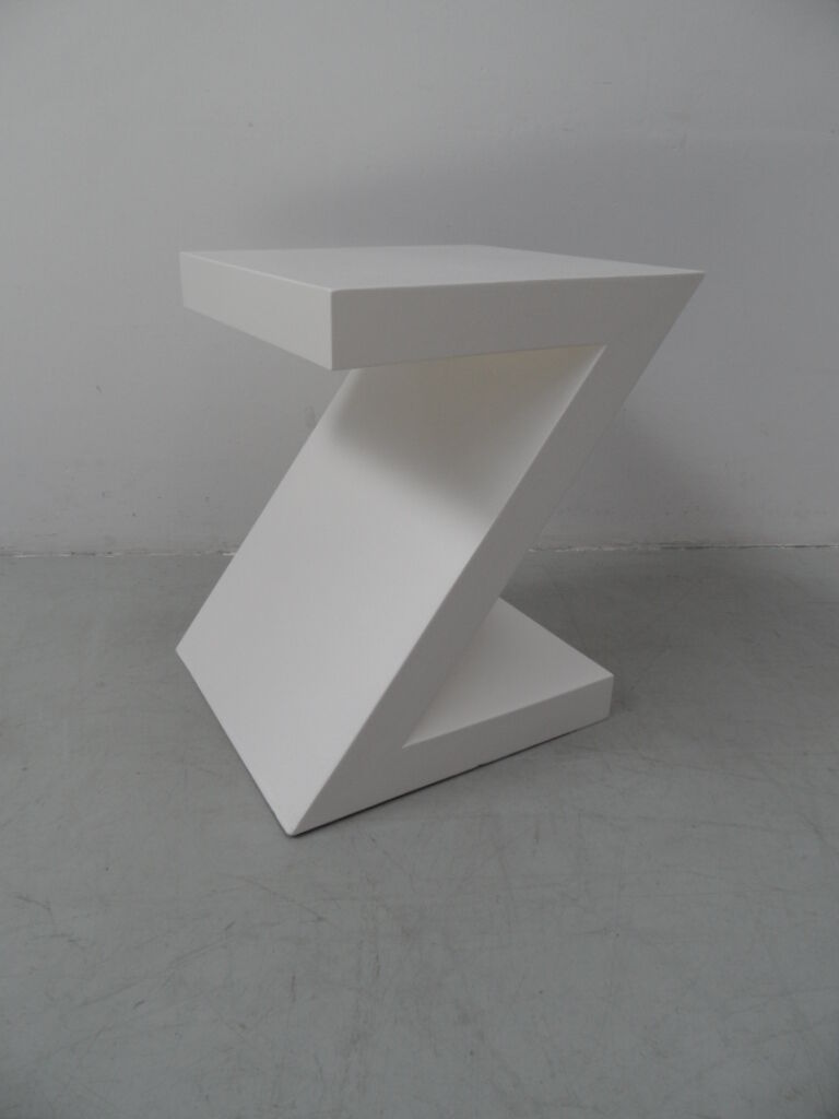 Table en bois vintage design