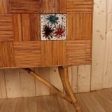 Rattan bar