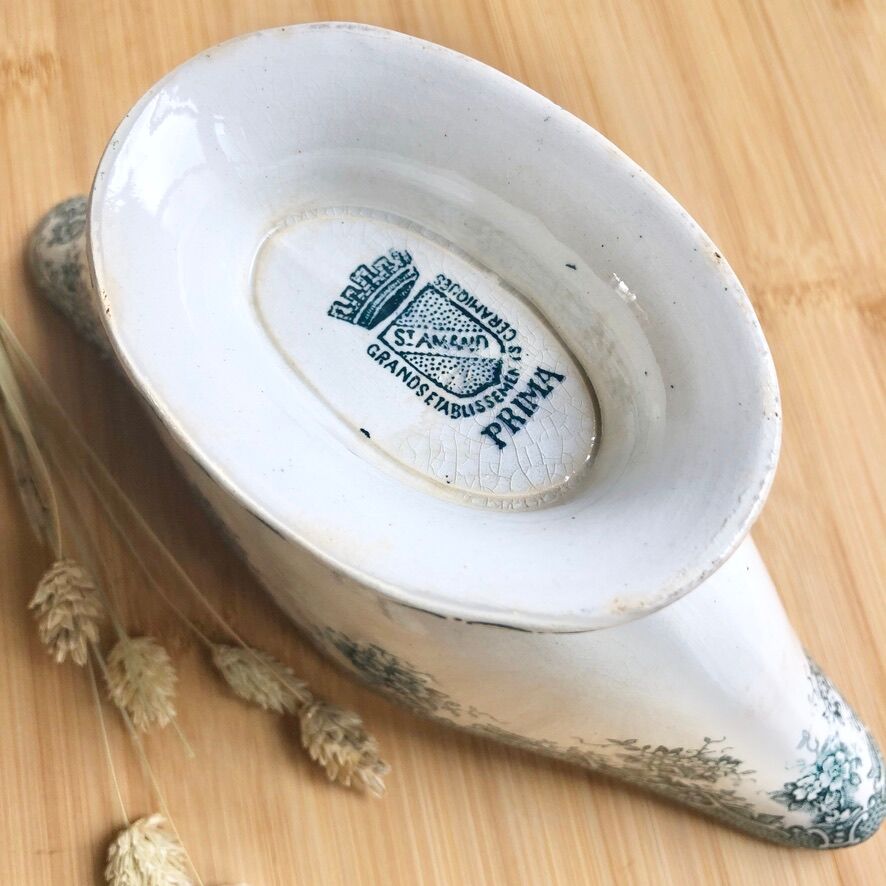 Saucière terre de fer 1900