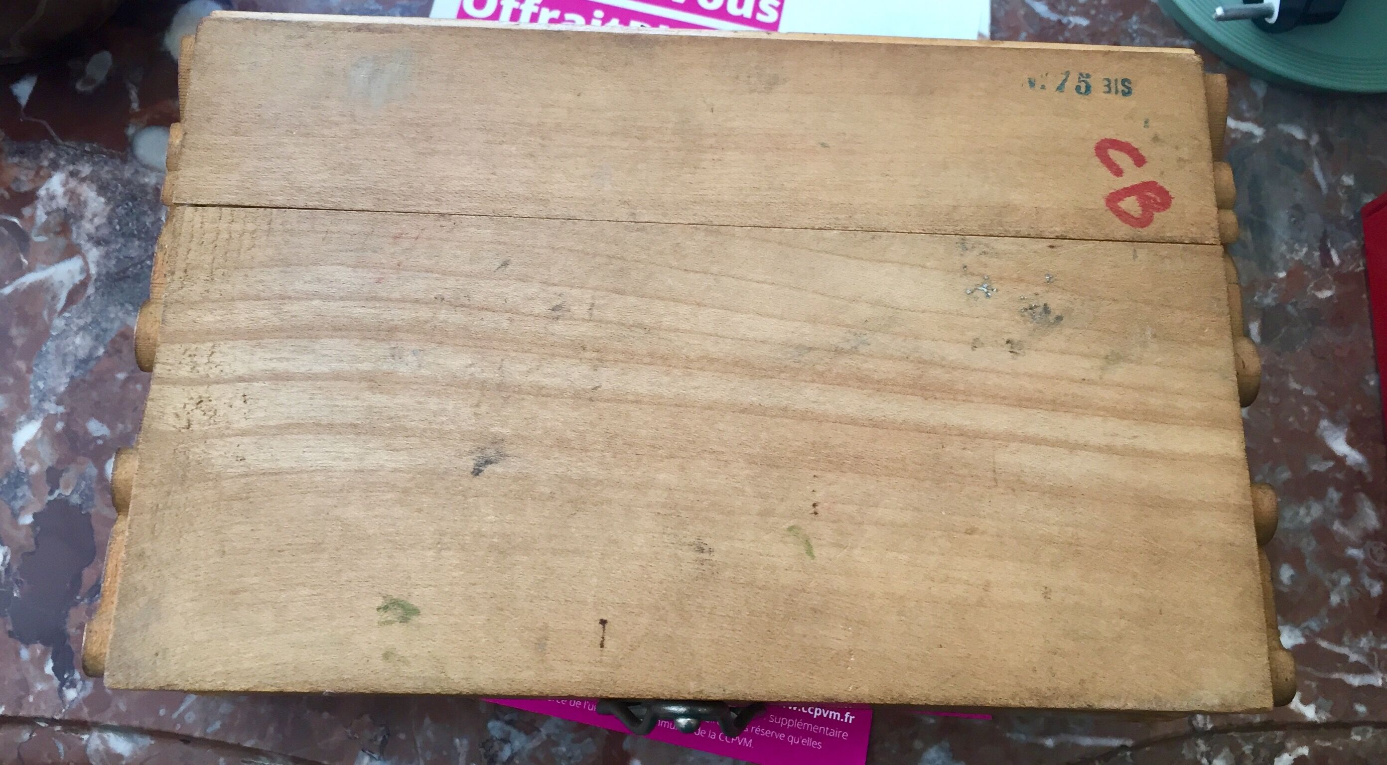 Wooden paint box 3 storage lockers