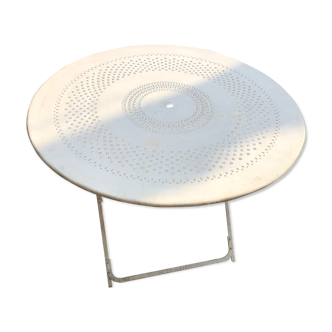 Garden table