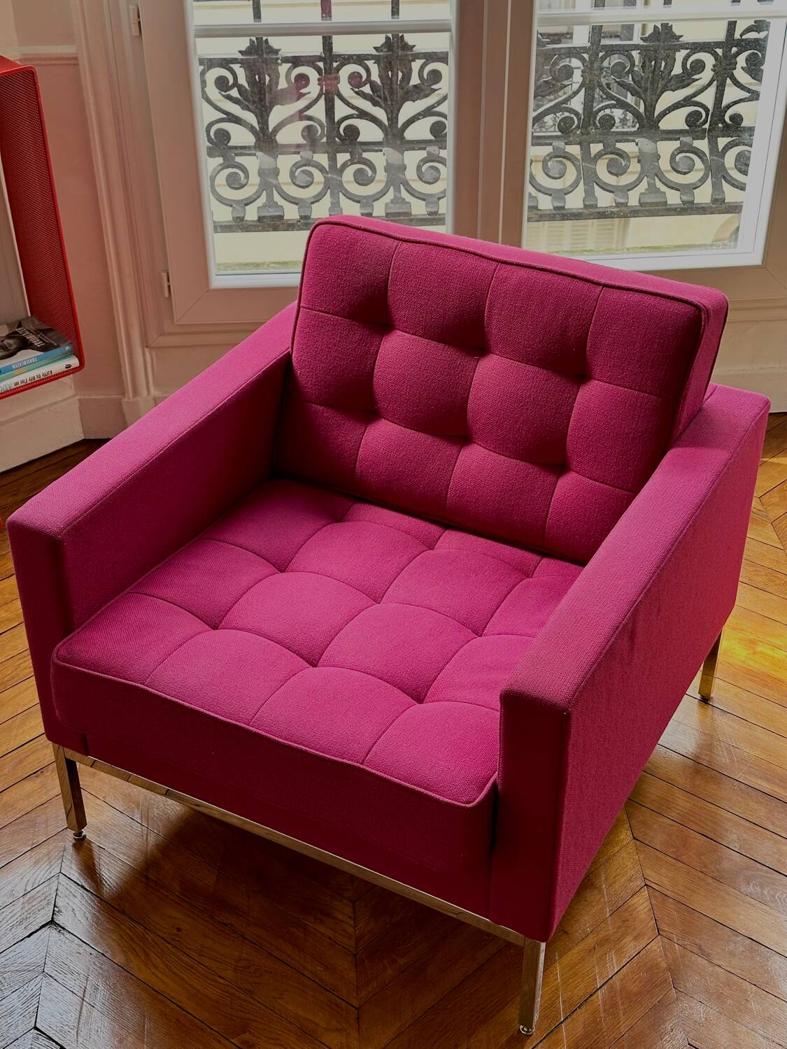 Florence Knoll armchair in fabric