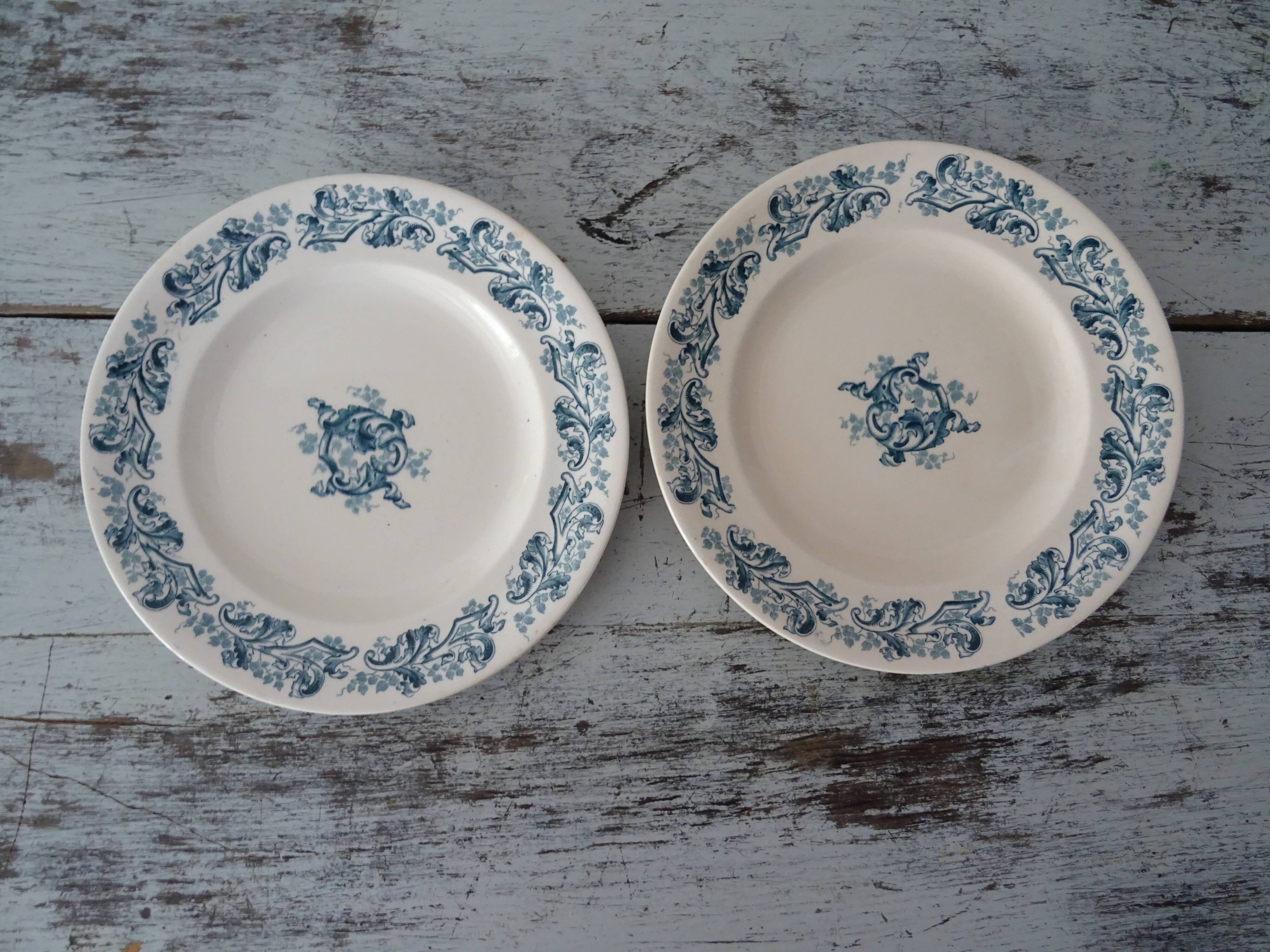 2 flat plates old faience longwy blue russian decoration 263102