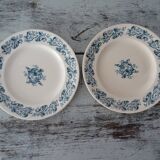 2 assiettes plates faience ancienne Longwy bleu décor russe 263102