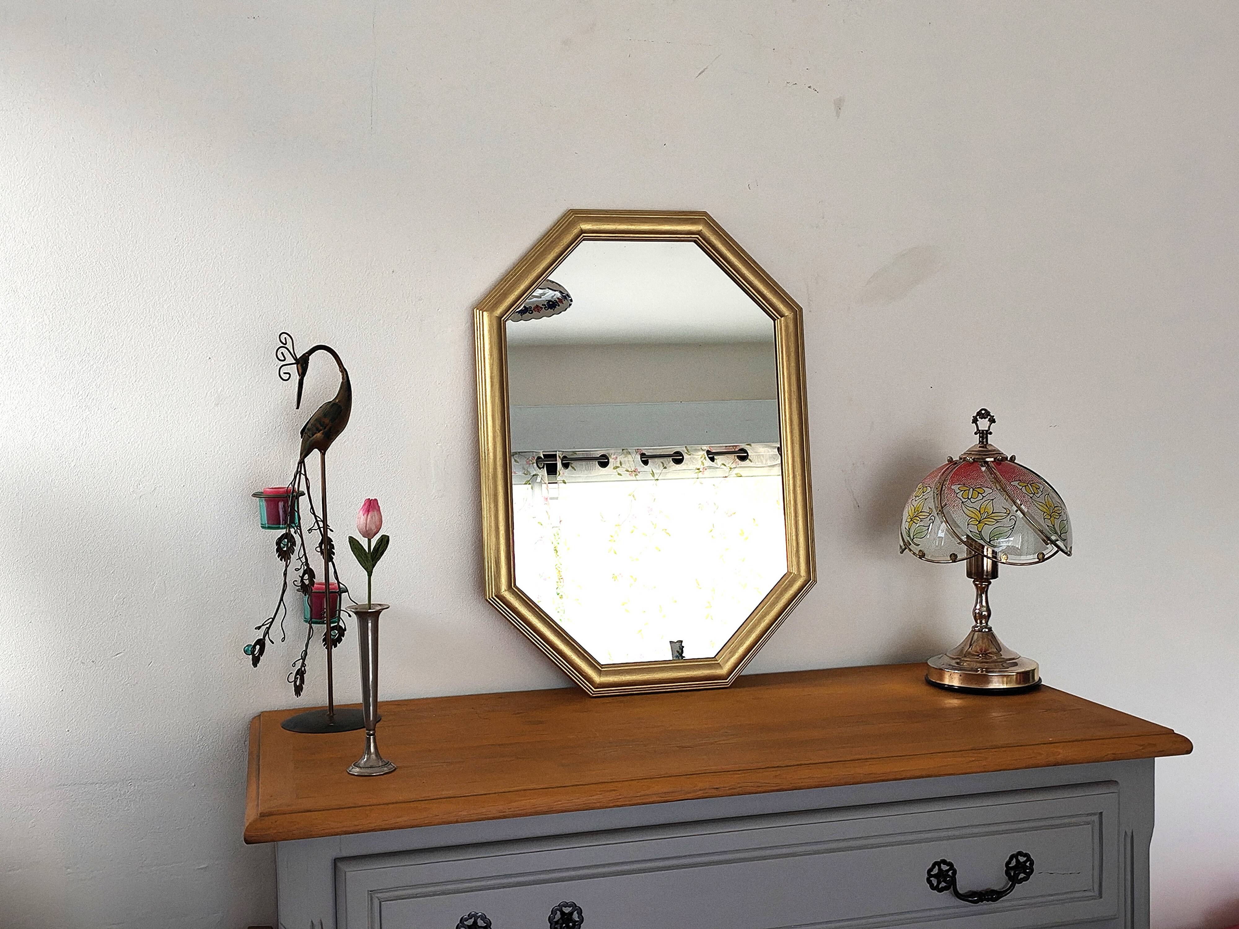 Golden octagonal mirror