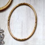 Oval gilded wooden frame