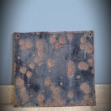 Enamelled plate defense display