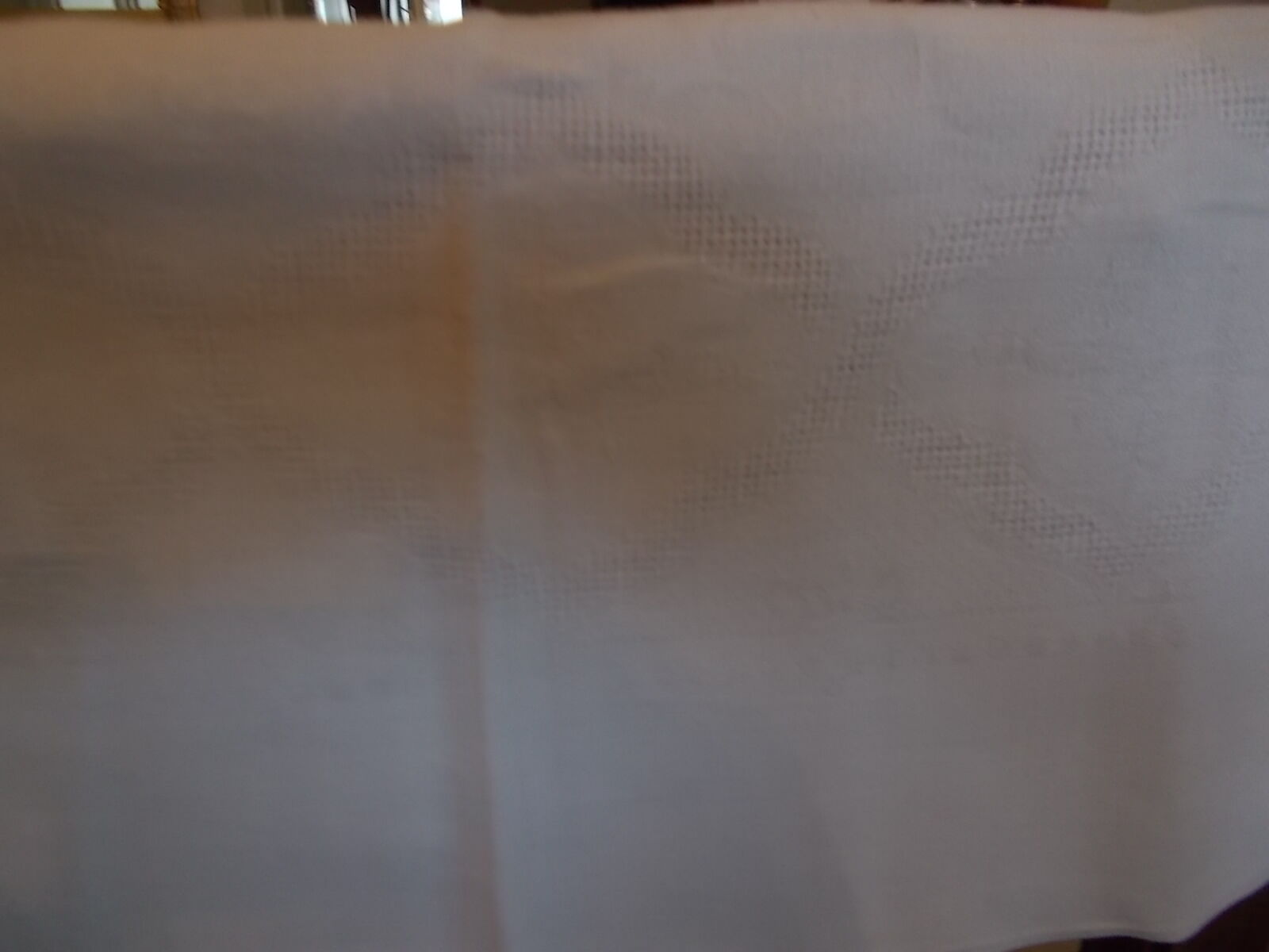 Damask tablecloth and napkins