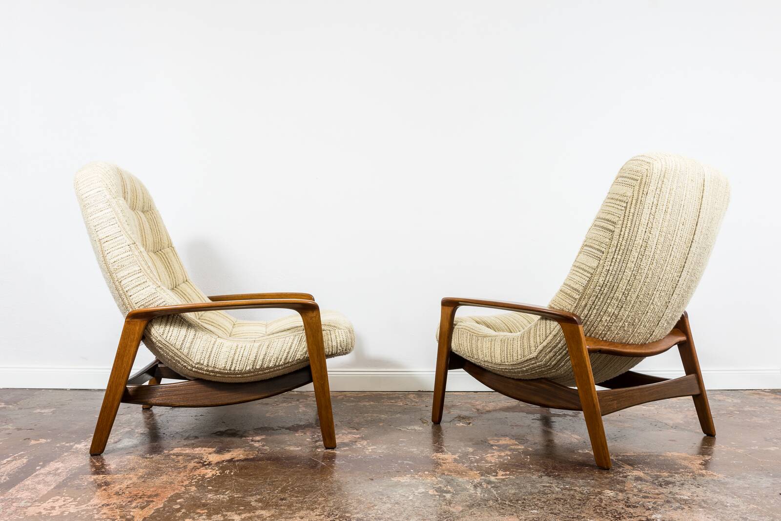 Pair of "Scoope" Lounge Chairs by R. Huber 1960's