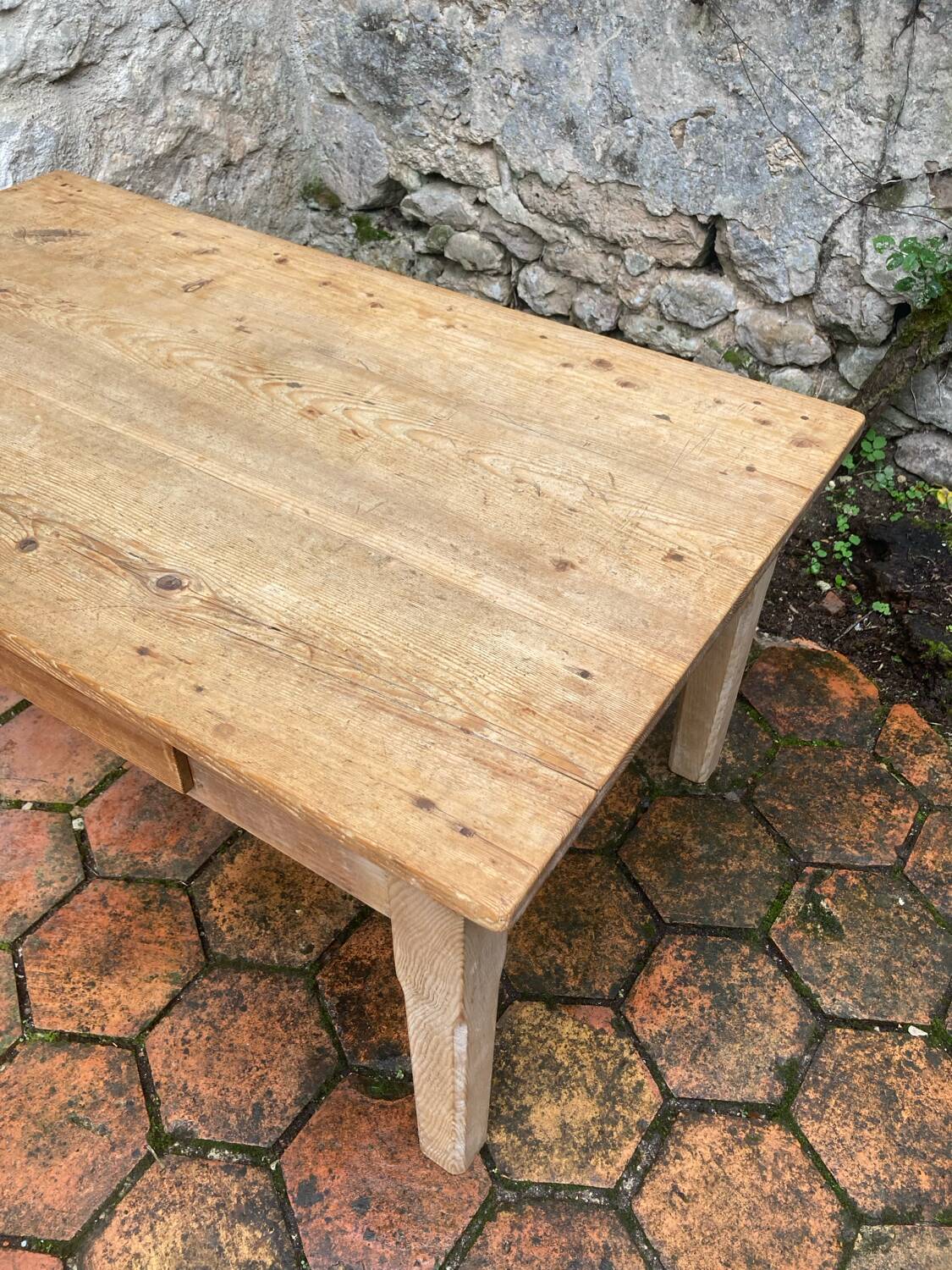 Vintage farmhouse coffee table
