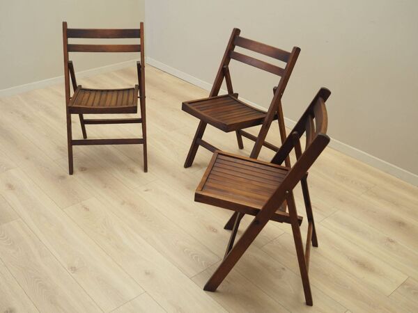 Ensemble de trois chaises en pin, années 1990, design scandinave, fabrication : Danemark