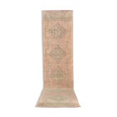 Tapis de couloir vintage noué à la main
