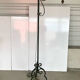 Lampadaire en fer forgé vert et doré vintage année 50