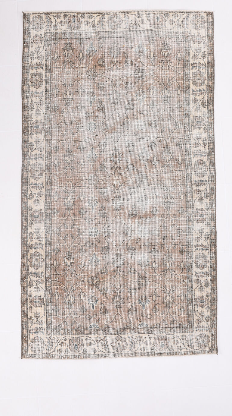 Pastel farmhose vintage rug 118x209cm