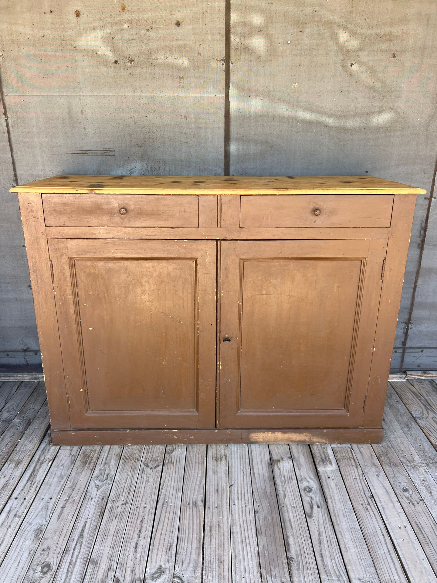Old sideboard with 2 doors