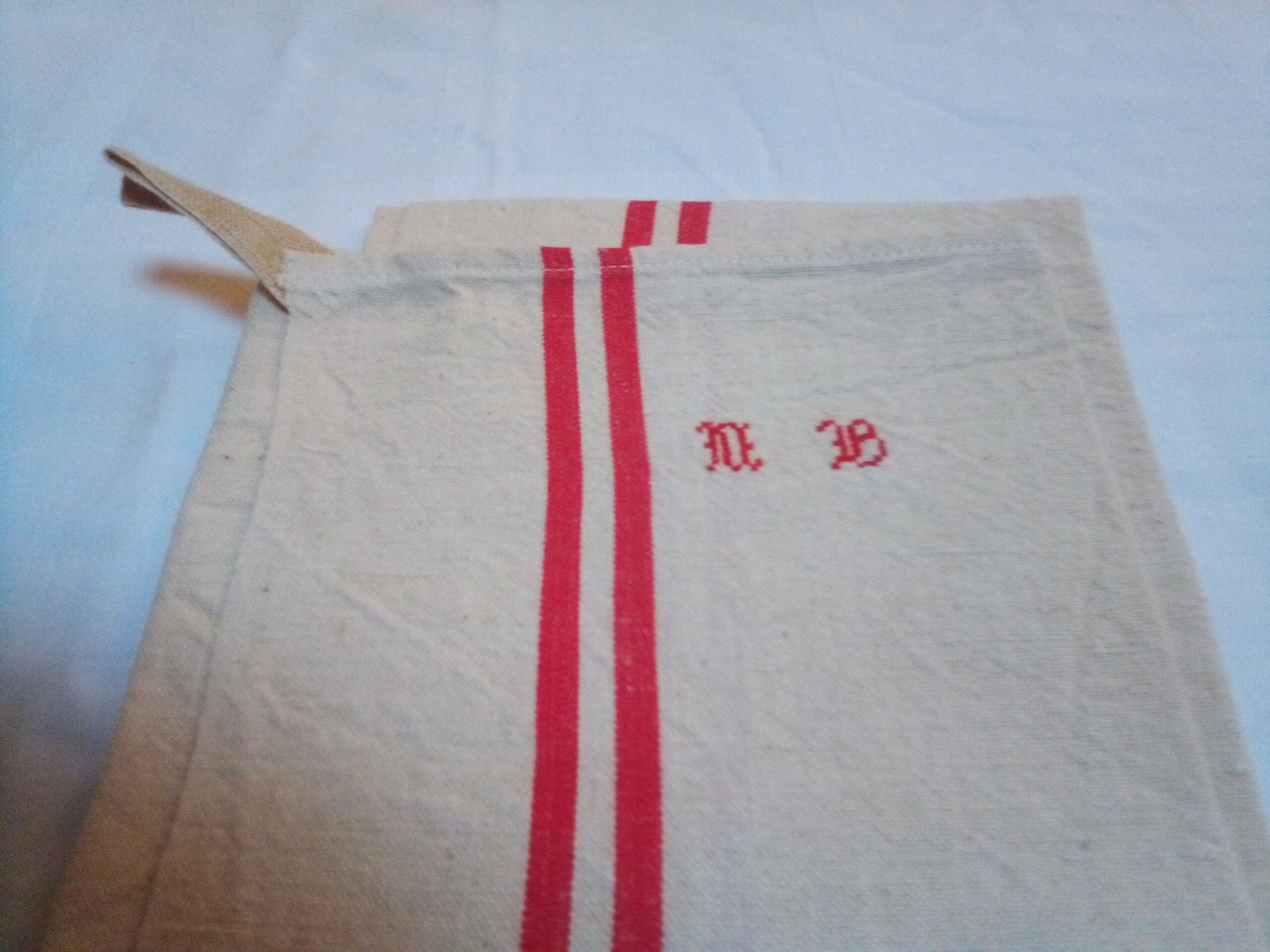 4 torchons anciens monogrammes
