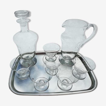 Service 6 cups with a matching carafe and pitcher