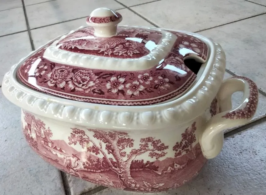 Soup tureen. Rusticana red - Villeroy & Boch