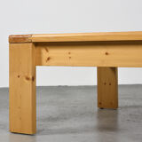 Square coffee table of Les Arcs, circa 1970