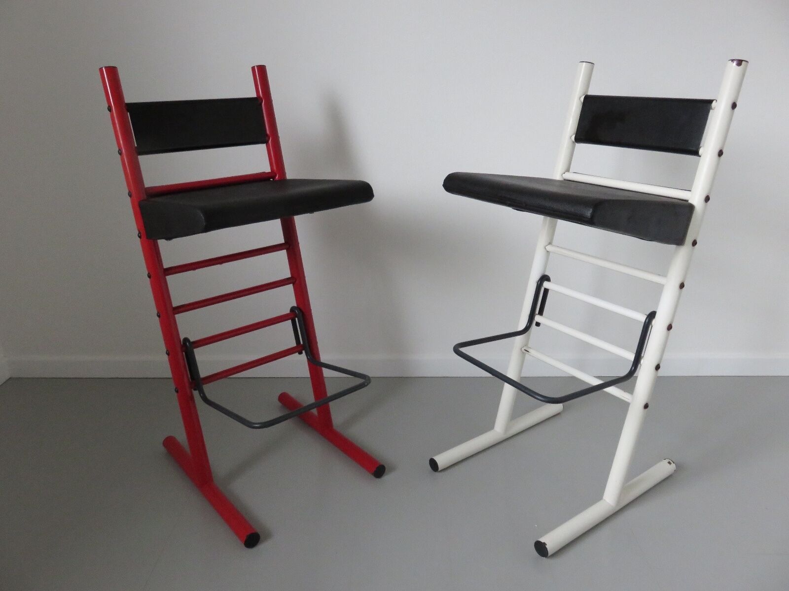 Pair of modular stools " Errebi " Italy 80s era Memphis