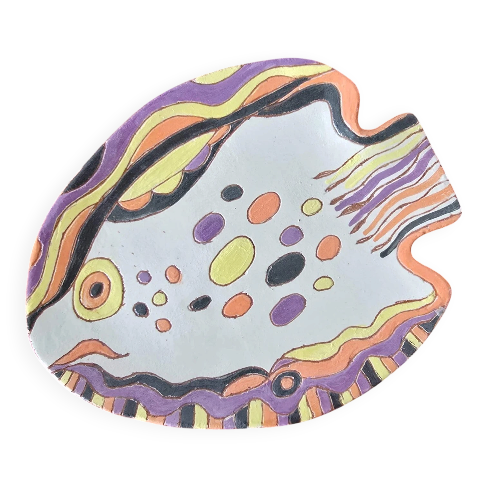 Hand-painted artisan fish plate, signed – Coloured terracotta with naive decoration