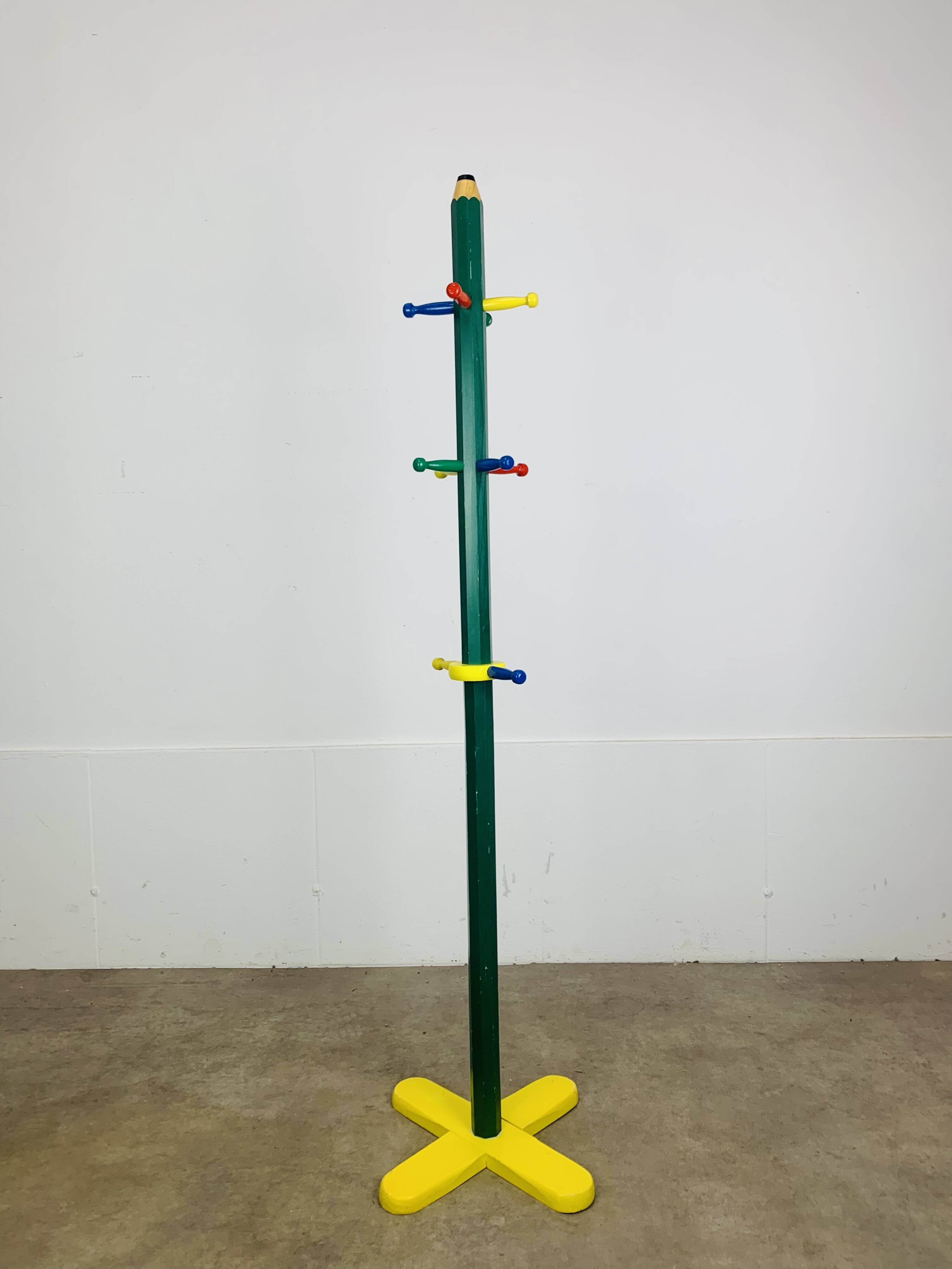 Freestanding coat rack pencil style Pierre Sala, for children, vintage.