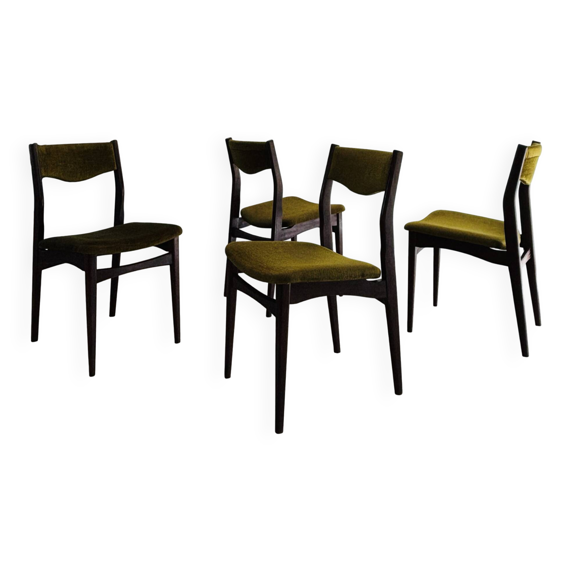 Vintage chairs in Rosewood – Scandinavian / Mid-Century style