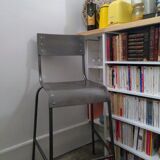 A batch of 2 industrial bar stools