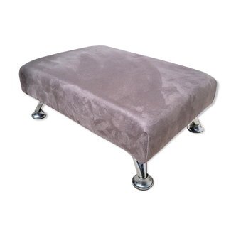 Suede foot rest